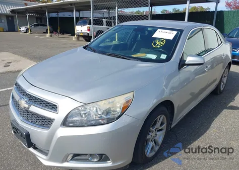 2013 Chevrolet Malibu Eco Premium Audio z USA, uszkodzony, nr VIN 1G11F5RR4DF107744